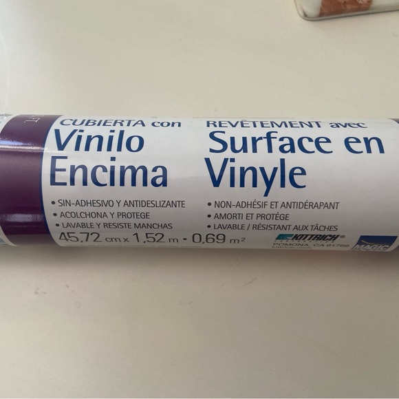 Magic Cover Vinyl Shelf Liner (18 Inches X 5 Ft) (Petite Garland Powder Blue) - Picture 5 of 7